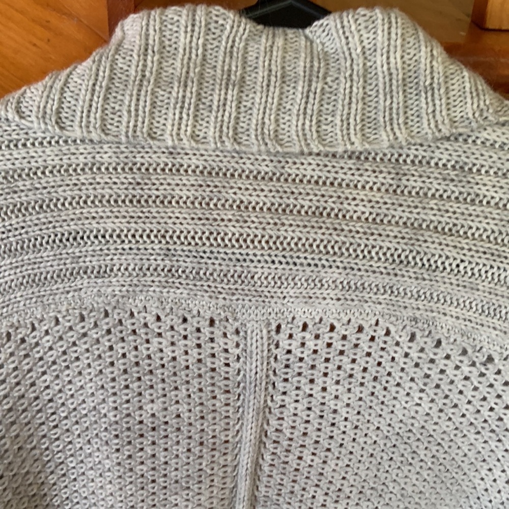 Grey cardigan style sweater - Picture 5 of 5